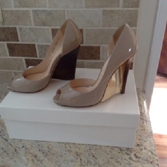 Shoes - Picture 3 of 7